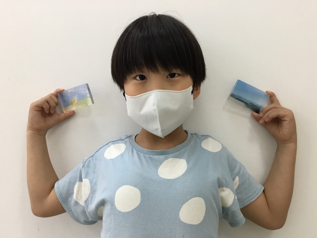 けいじくんブロック持ち